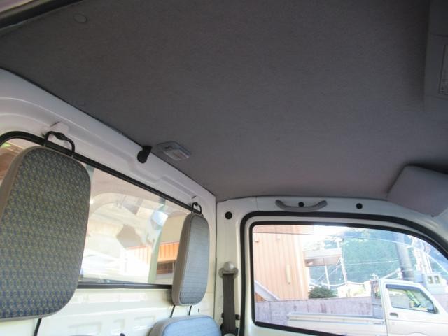 0205195A30261008W00113.jpg