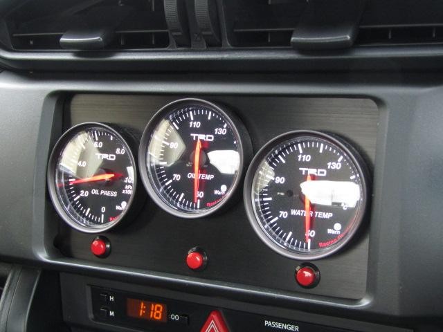 0506241A30261004W00806.jpg
