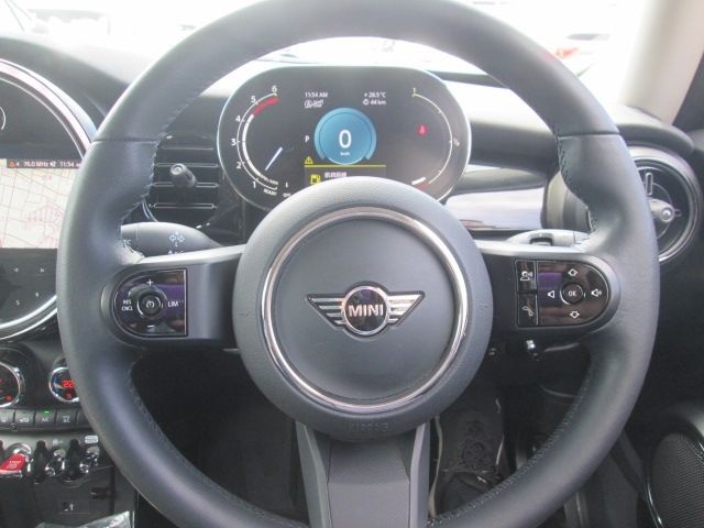 62f5d3c8cfc0e1376d91c3944c061364.jpg