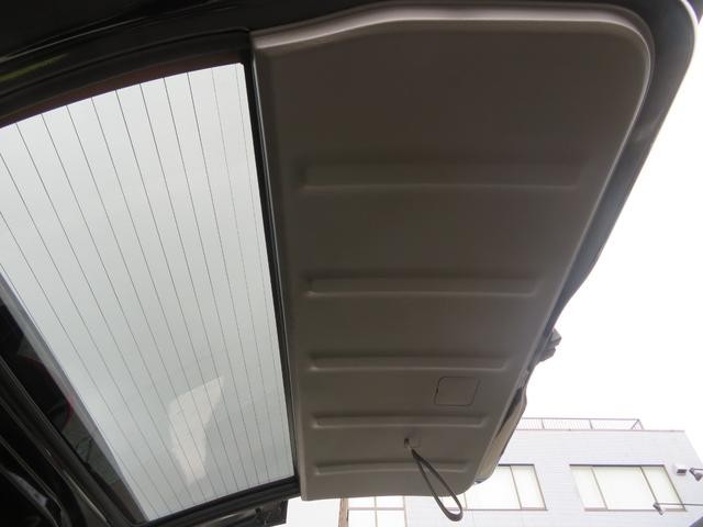 0506994A30260615W00119.jpg