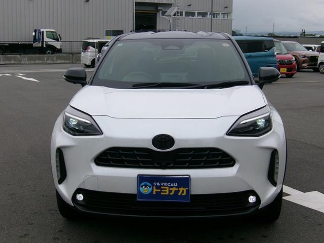 2025 Toyota Yaris, photo 1 of 1