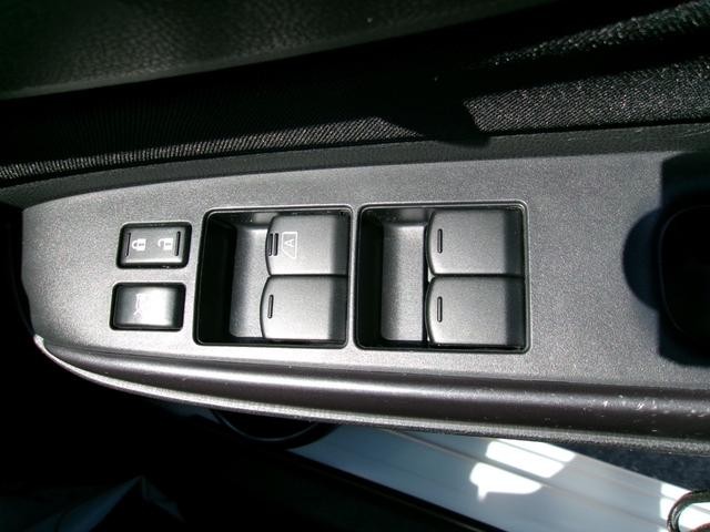 0400014A30260725W00216.jpg
