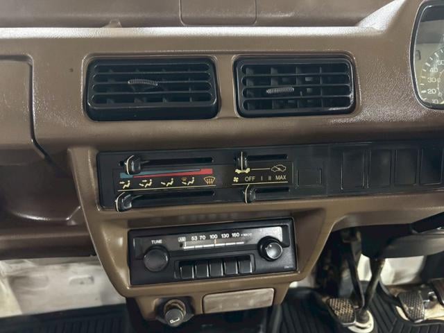 ef298cdfd93b232189bf11daa6de1380.jpeg