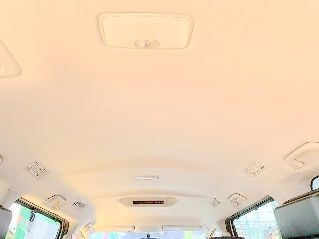 0560069A30260712W00113.jpg