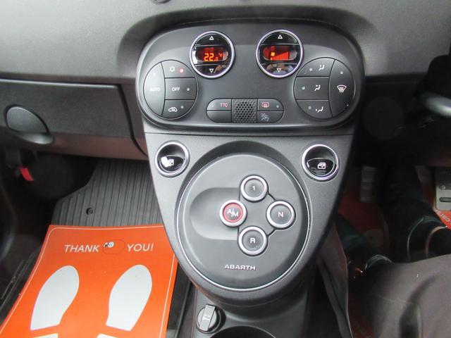 9210195A30260523W00114.jpg