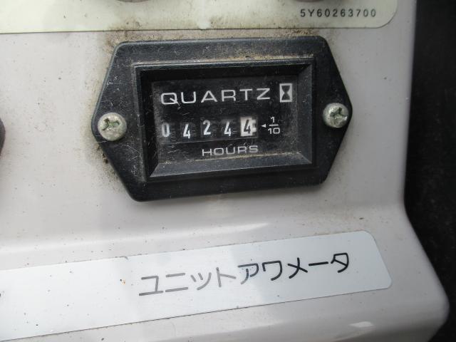 24341288_carP_l_4.jpg