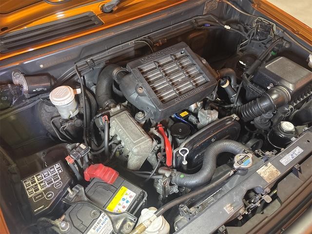 0401968A30260820W00118.jpg