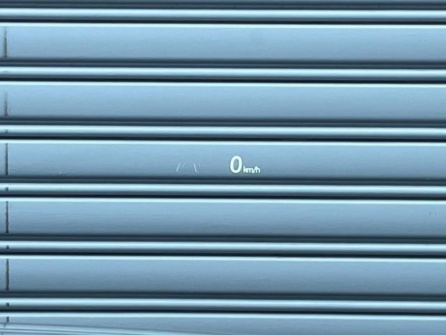 1000997A30260804W00206.jpg