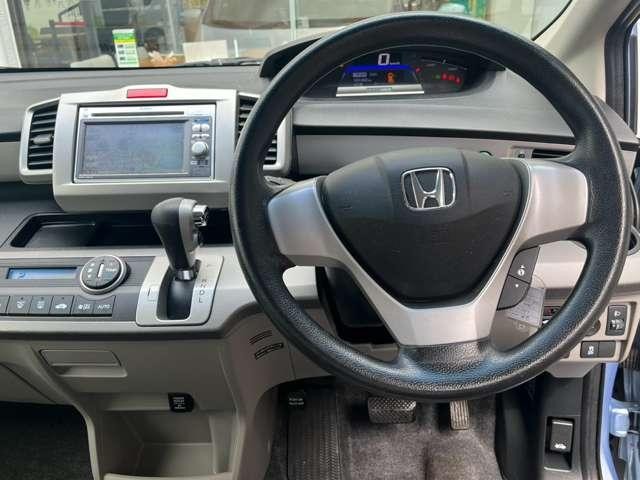 0551463A30260911W00214.jpg