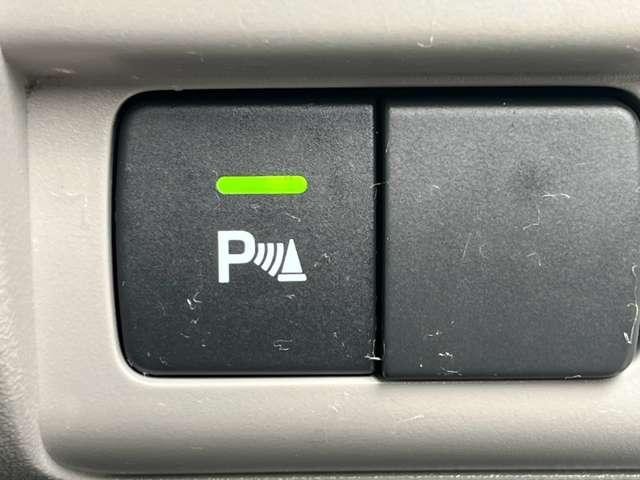 0551463A30260911W00216.jpg