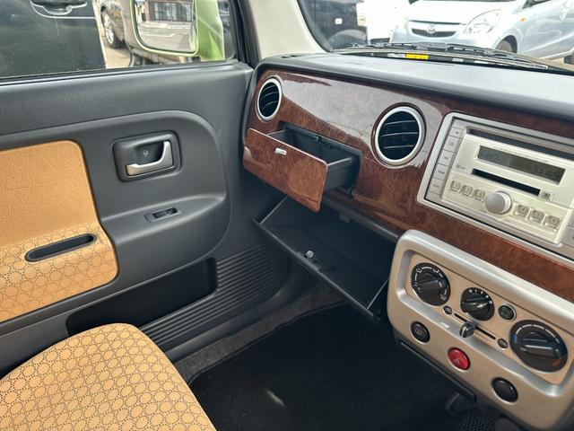 0910200A30260629W00616.jpg