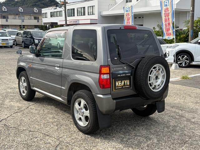 0500063A30261016W00114.jpg