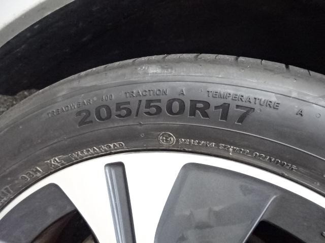 1157337A30261008W00209.jpg