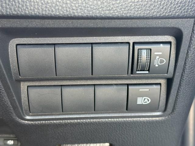 0700708A30260912W00317.jpg