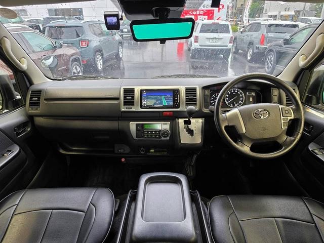 0209521A30260925W00104.jpg