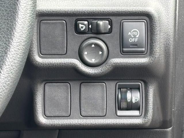 1201232A30260622W00219.jpg