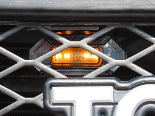 9800284A30260406W00305.jpg