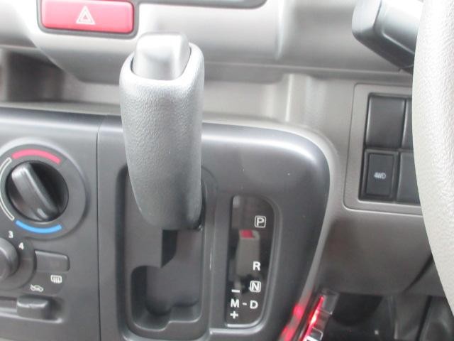 0900731A30260802W00114.jpg