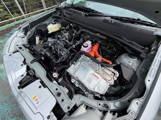 0561213A30260906W00114.jpg