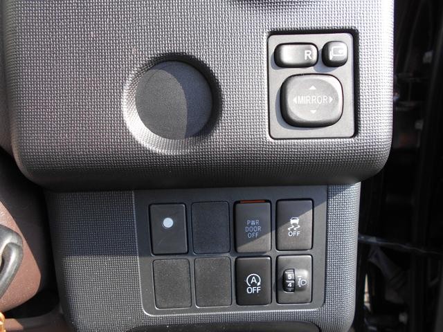 0550678A30260613W00217.jpg