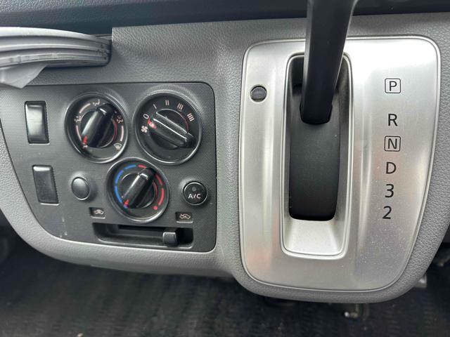1157648A30261005W00108.jpg