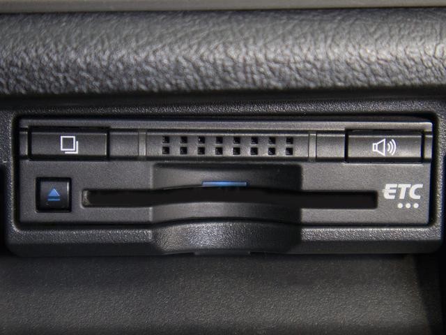 0560520A30260812W00212.jpg