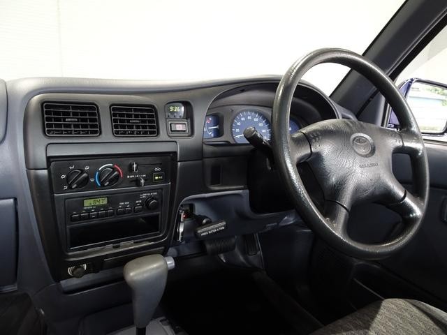 0551070A30260905W00102.jpg