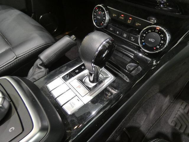 24199052_carP_l_7.jpg