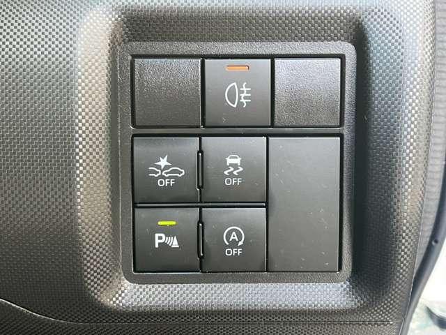 0551463A30261010W00118.jpg