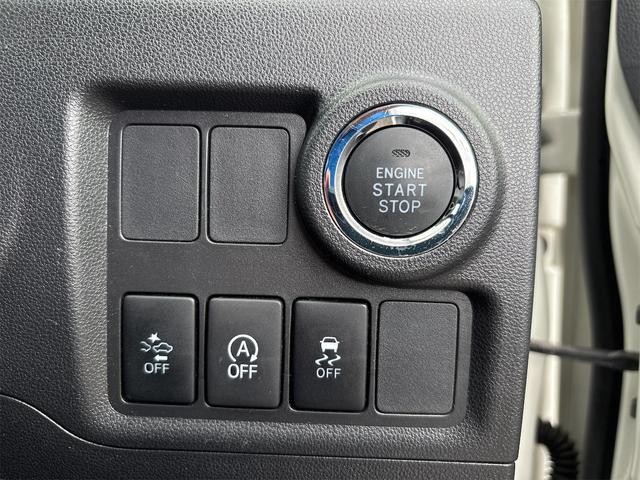 0900975A30260725W00113.jpg