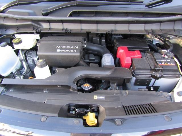 0701785A30261018W00115.jpg