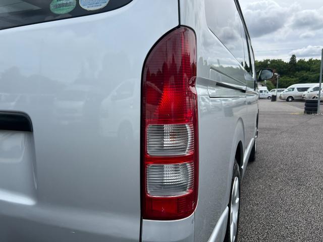 24200105_carP_l_16.jpg