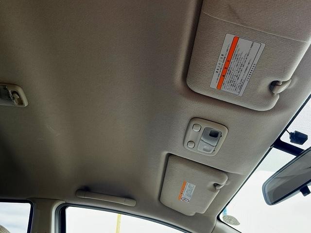 0551627A30260810W00115.jpg