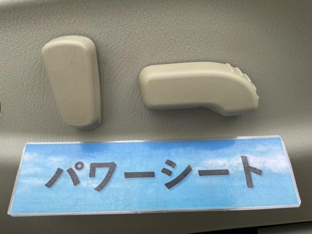 0540929A30261008W00108.jpg