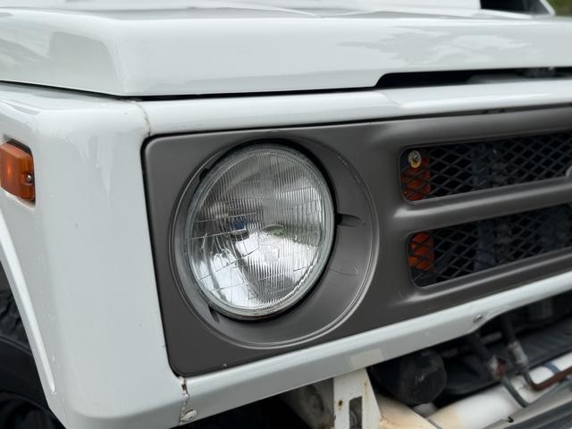 0510145A30260828W00213.jpg