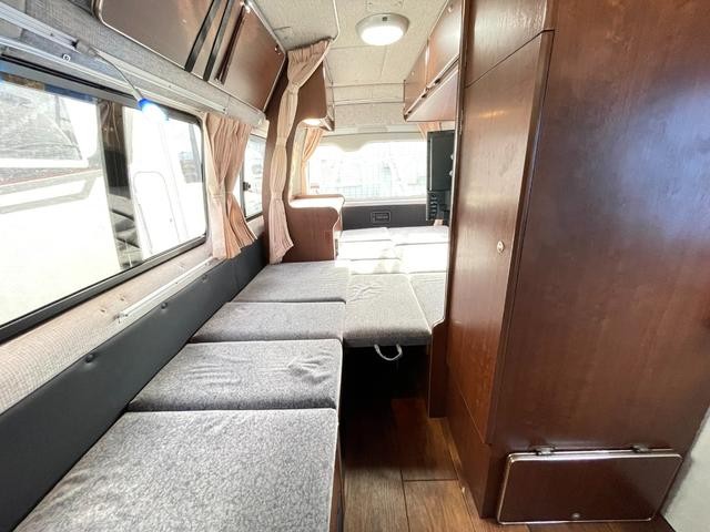 0404072A30260121W00304.jpg