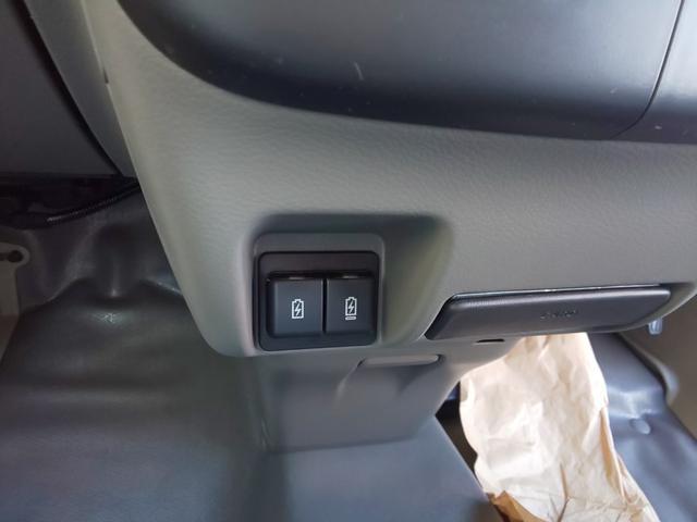 0700007A30250308W00214.jpg