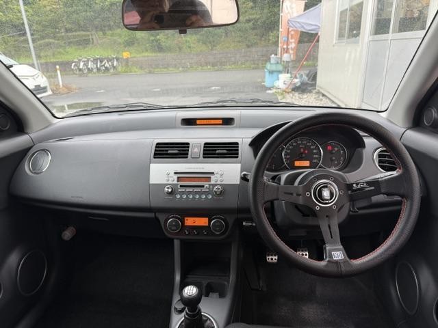 0561291A30260906W00114.jpg