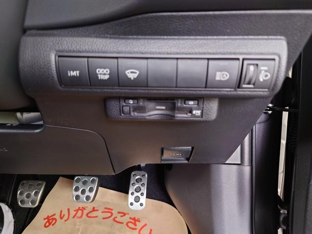 9020032A30240428W00110.jpg