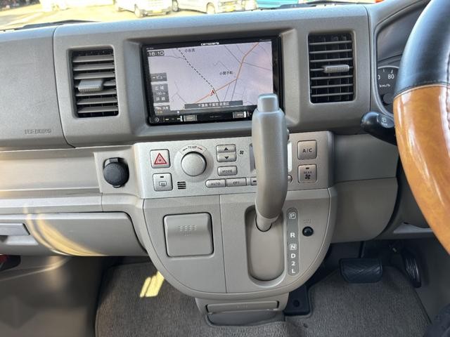 0520020A30260730W00107.jpg