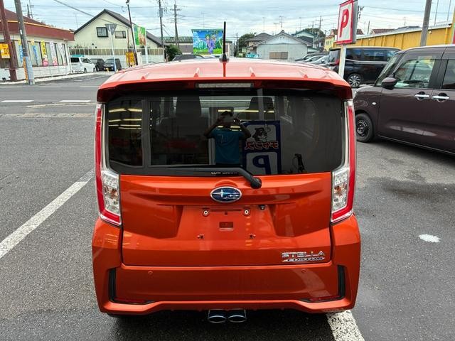 0560652A30260829W01110.jpg