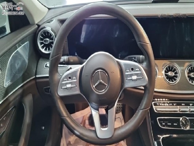 2bb86842f703c0148d0c254c57242379.jpeg