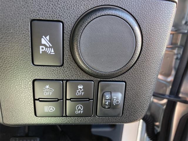 0202095A30261008W00411.jpg