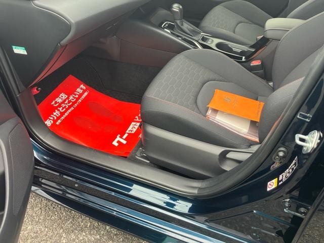 9030234A30260915W00113.jpg