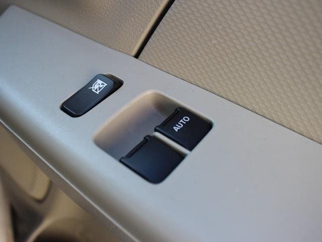 0700067A30261010W00106.jpg