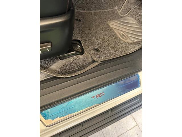 ef21acd32313200533b3173577e12df4.jpeg