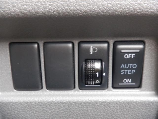 0709200A30260522W00418.jpg