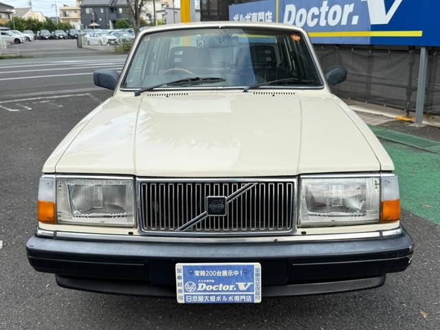 9571870A30260912W00201.jpg