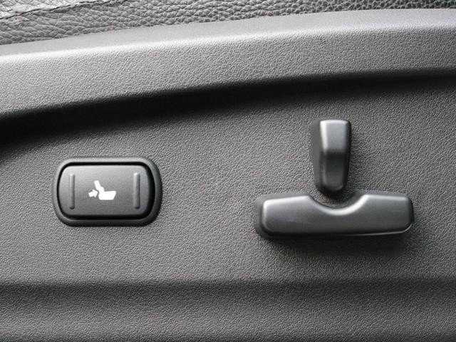 0520046A30251227W00205.jpg