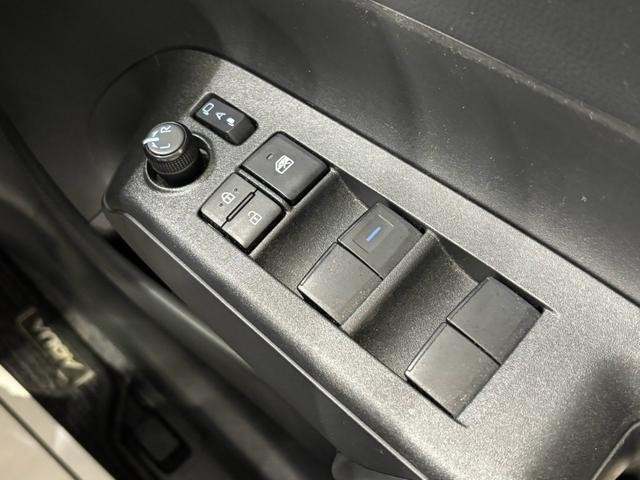 1150063A30260821W00110.jpg